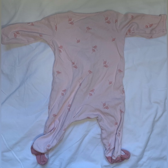 Just One You Carter’s 6m little sister pjs - pink and mauve with flowers - Picture 5 of 5